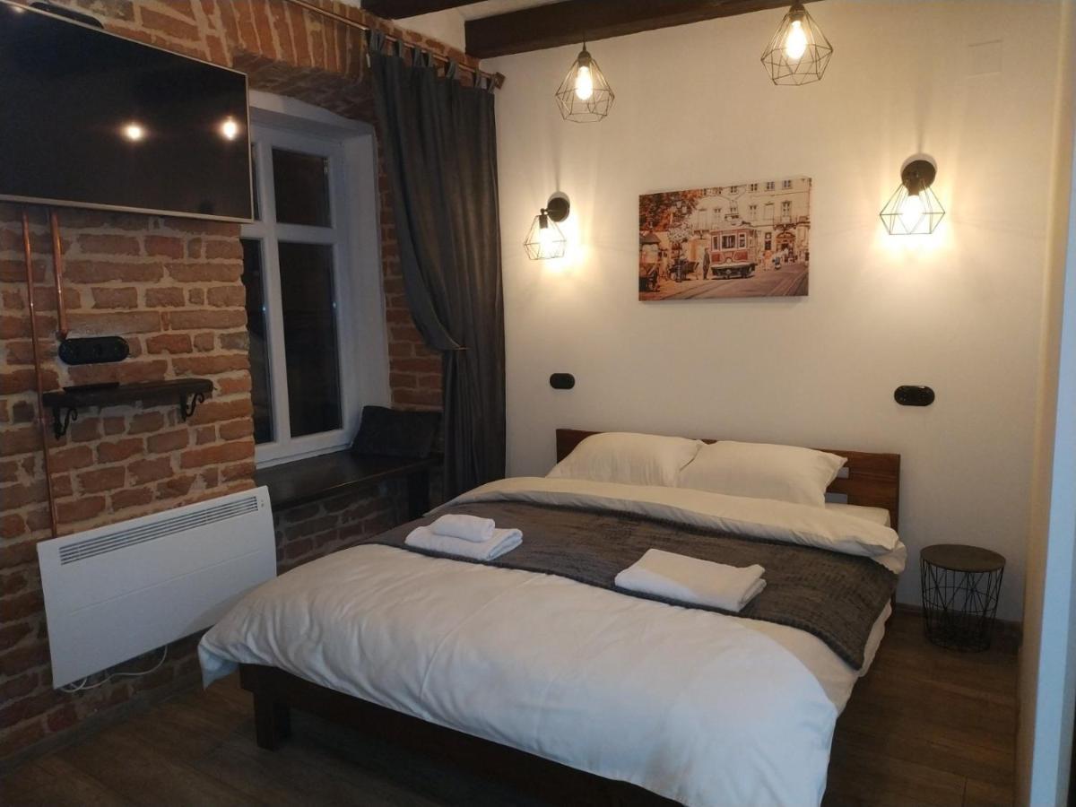 Loft Апартаменти З Балконом В Центрі Львова Exteriör bild
